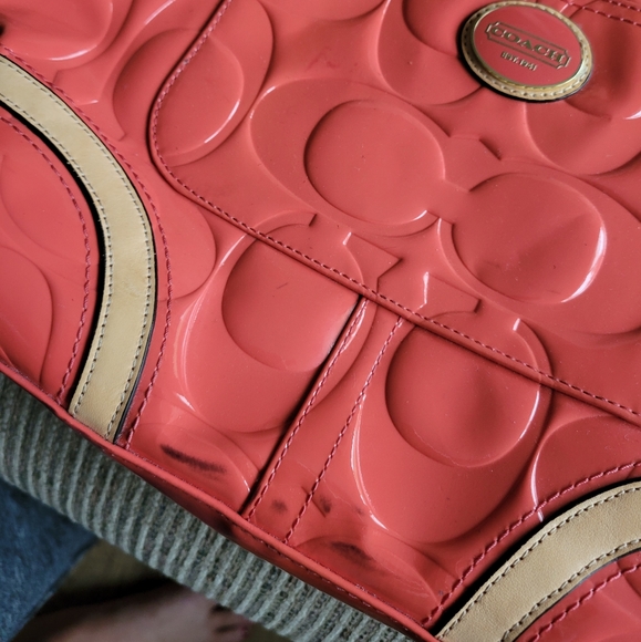 Coral Coach Purse - Picture 4 of 4